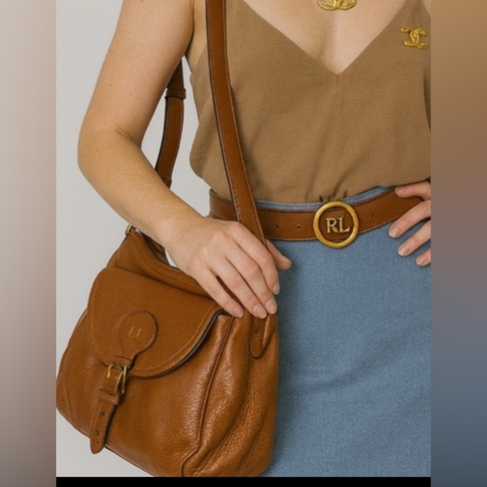 - Ralph Lauren Brown Leather Shoulder Bag with Gold Clasp